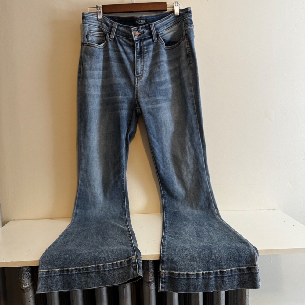 Judy Blue Women's 13/31 Trouser Flare Jeans Medium Wash Wide Leg Denim
